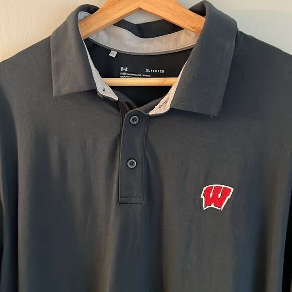 Under Armpur University of Wisconsin Badger Men’s Polo Shirt - XL - Picture 4 of 8
